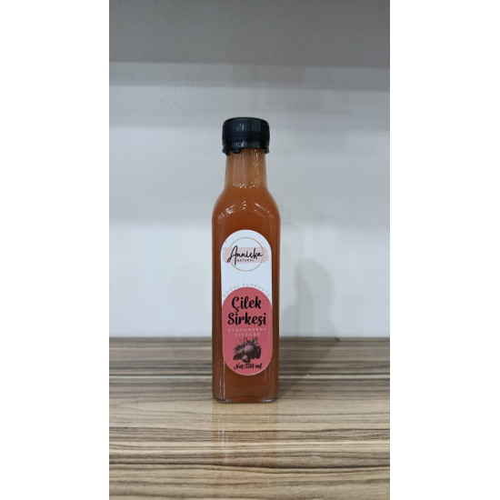 Ev Yapımı Çilek Sirkesi 250 ml Ev Yapımı Çilek Sirkesi 250 ml